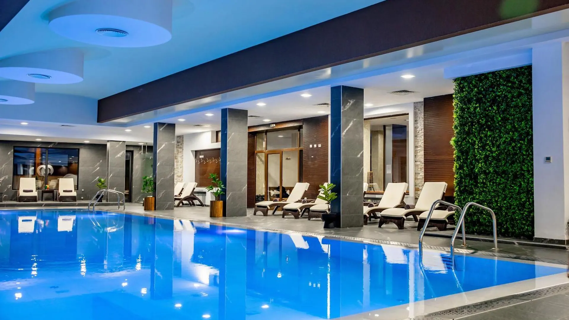 Murite Park Hotel Ράζλογκ