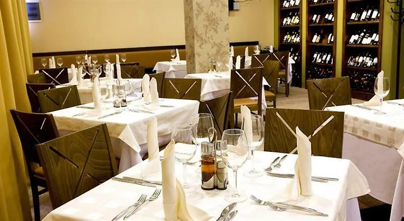 Murite Park Hotel Ράζλογκ