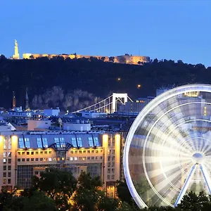 Kempinski Corvinus Ξενοδοχείο Βουδαπέστη